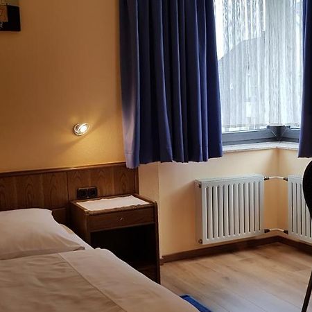 Hotel Garni Julia Linnich Extérieur photo