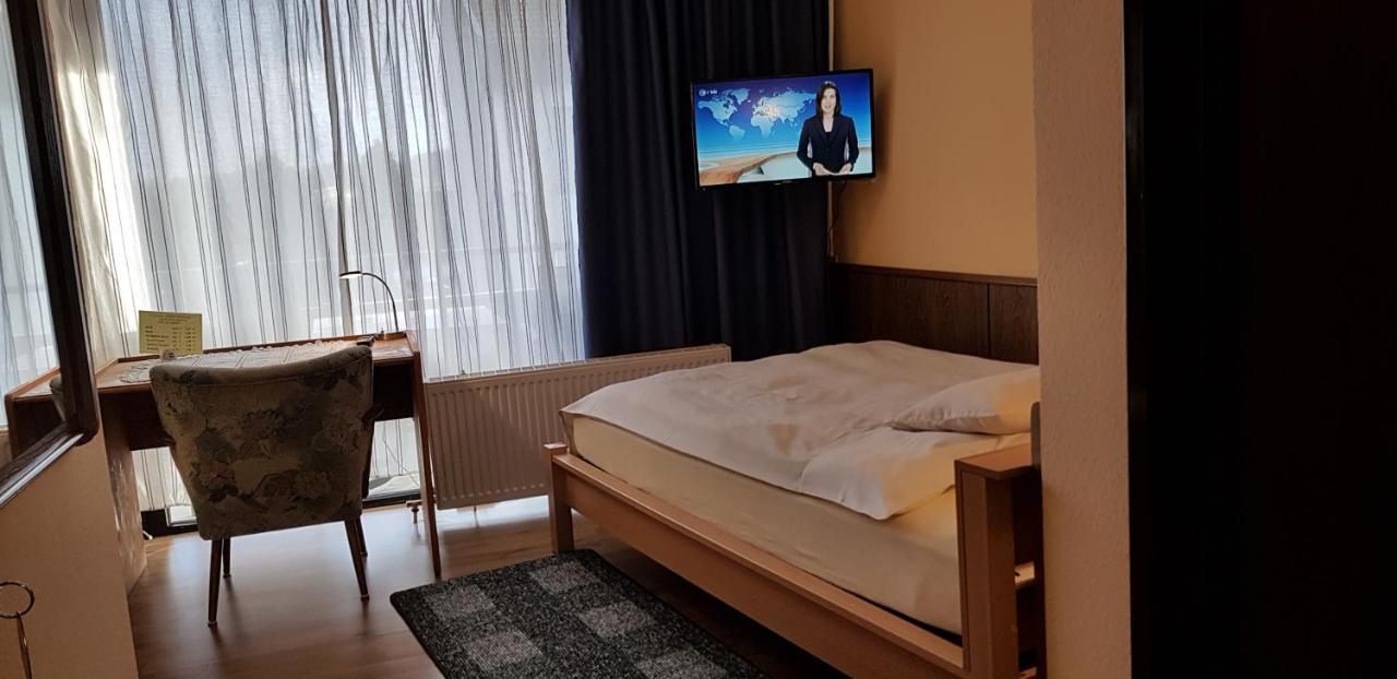 Hotel Garni Julia Linnich Extérieur photo