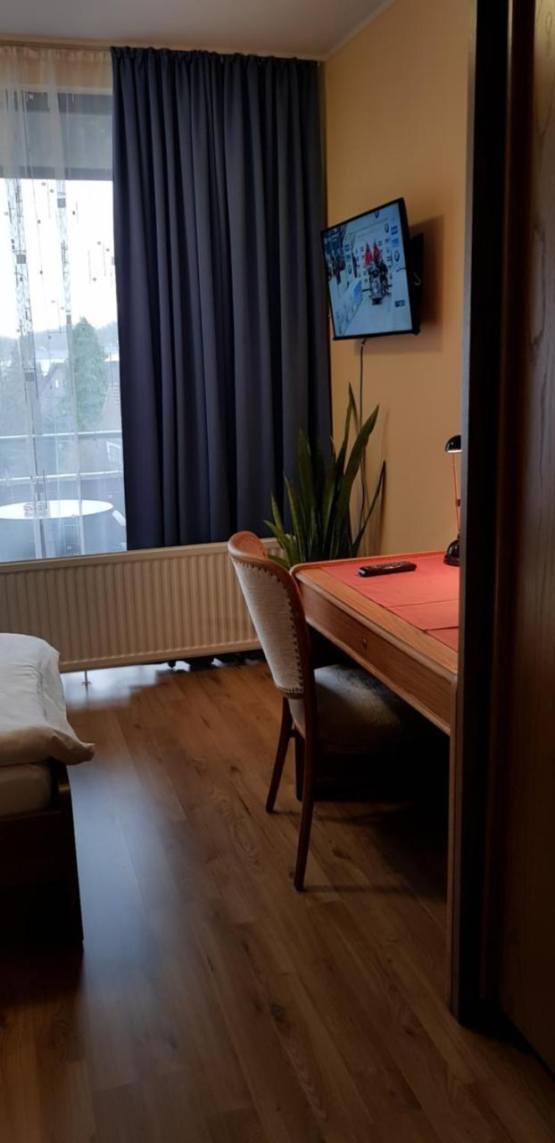Hotel Garni Julia Linnich Extérieur photo