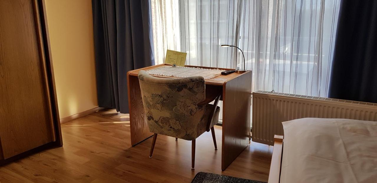 Hotel Garni Julia Linnich Extérieur photo